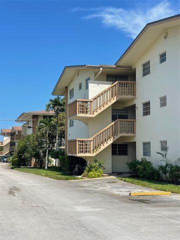 17090 NE 14th Ave 314, Miami, FL 33162