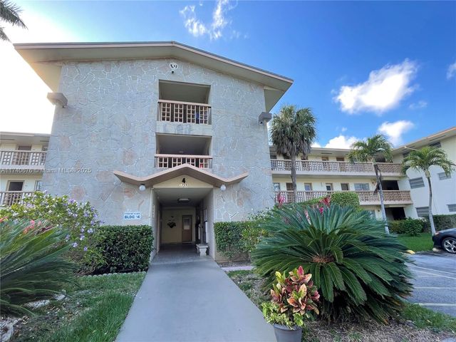 17090 NE 14th Ave 314, Miami, FL 33162