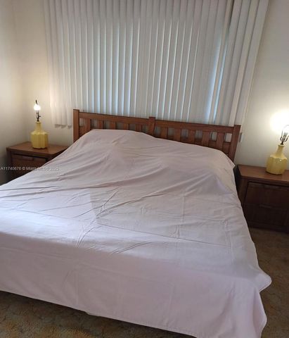 17090 NE 14th Ave 314, Miami, FL 33162