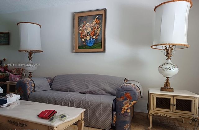 17090 NE 14th Ave 314, Miami, FL 33162