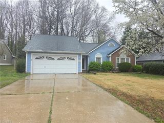 4106 Broadacres Drive, Greensboro, NC 27407