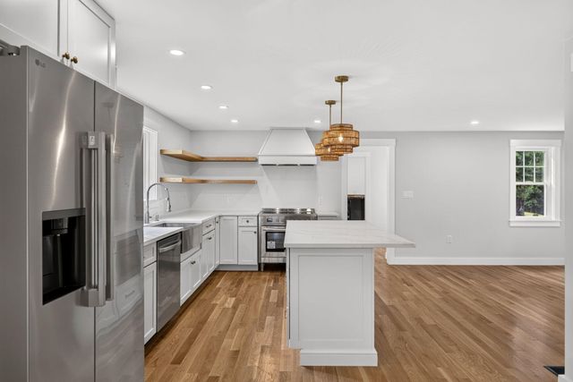 94 Liam Lane, Centerville, MA 02632
