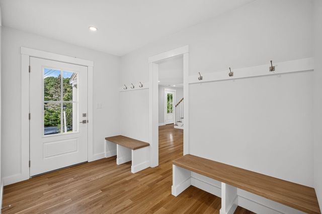 94 Liam Lane, Centerville, MA 02632