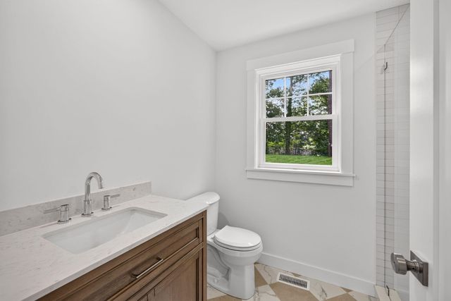 94 Liam Lane, Centerville, MA 02632