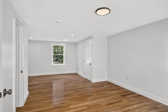 94 Liam Lane, Centerville, MA 02632