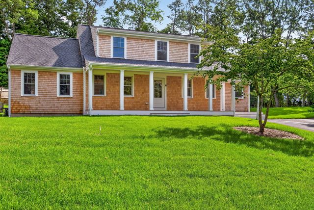 94 Liam Lane, Centerville, MA 02632
