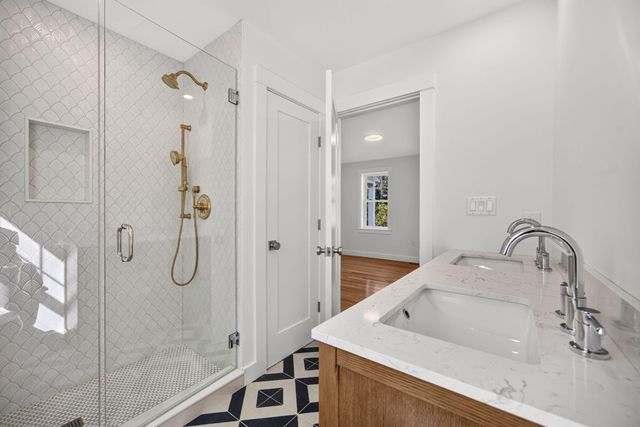 94 Liam Lane, Centerville, MA 02632