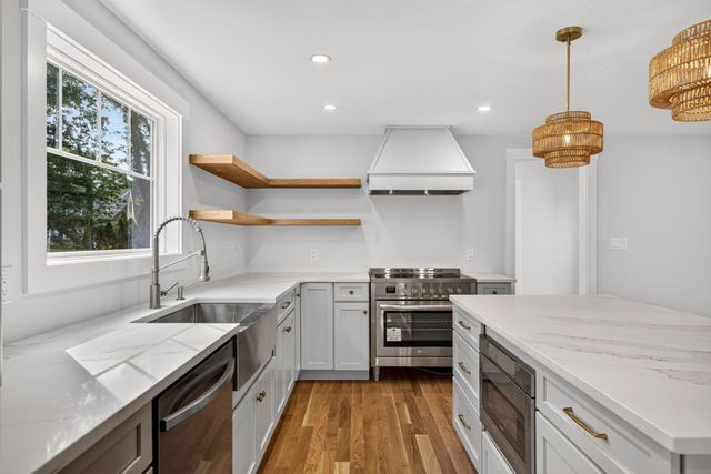 94 Liam Lane, Centerville, MA 02632