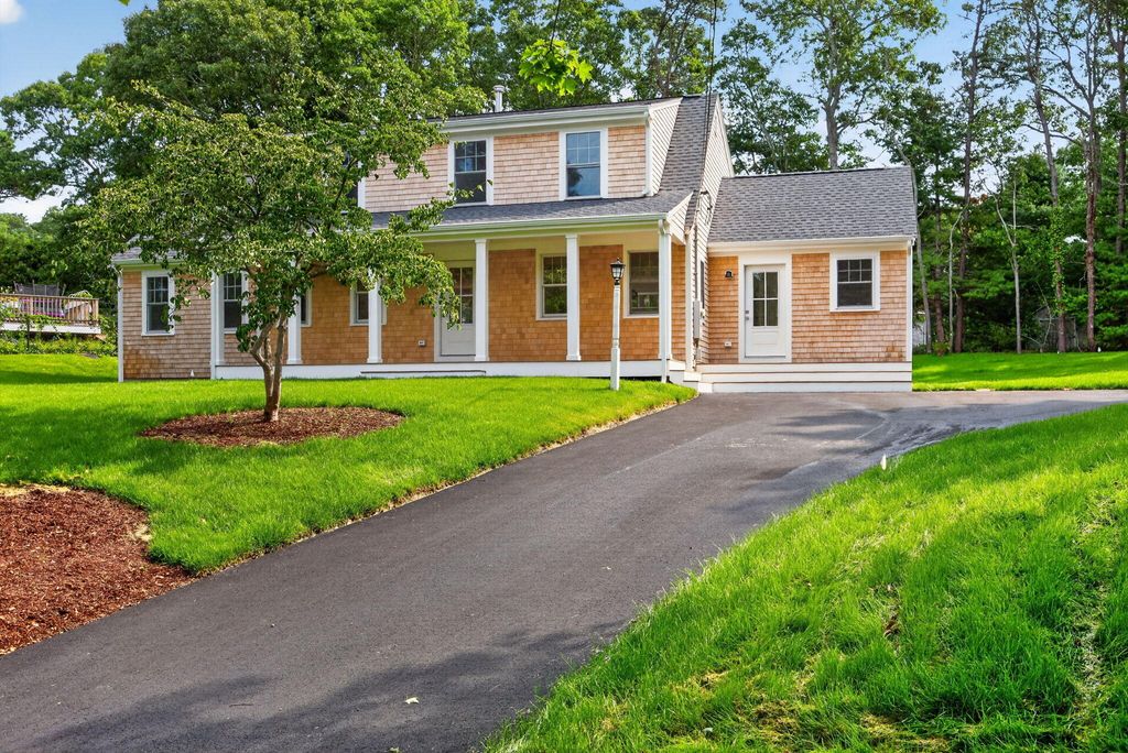 94 Liam Lane, Centerville, MA 02632