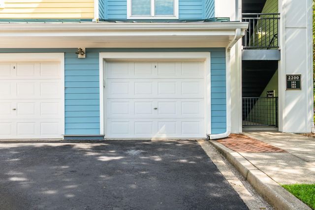 2200 Belle Isle Avenue 303, Mount Pleasant, SC 29464