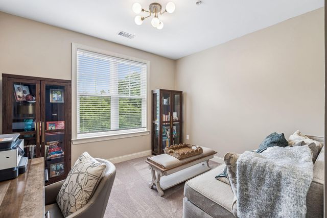 2200 Belle Isle Avenue 303, Mount Pleasant, SC 29464