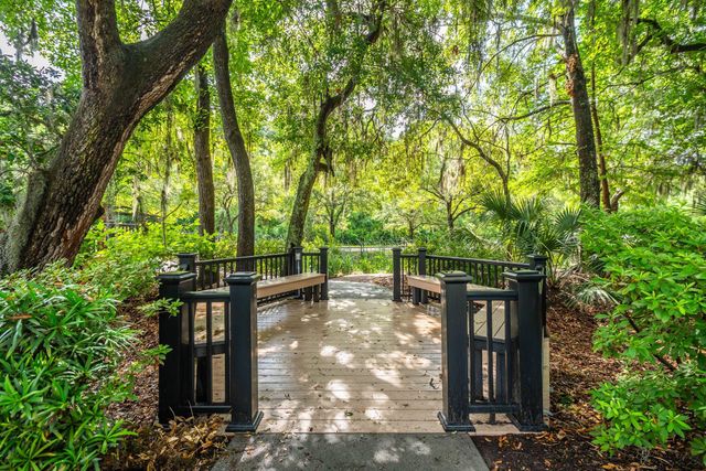 2200 Belle Isle Avenue 303, Mount Pleasant, SC 29464