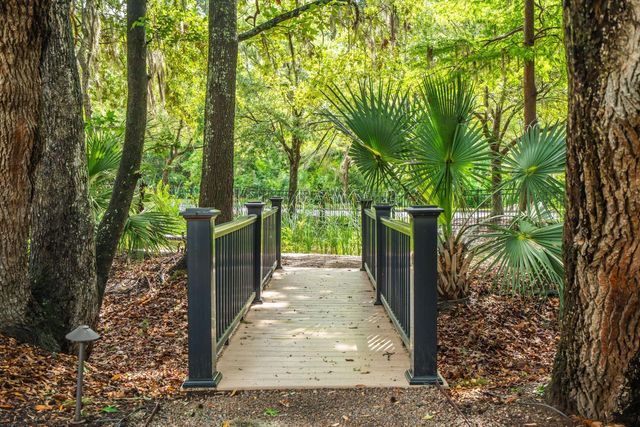 2200 Belle Isle Avenue 303, Mount Pleasant, SC 29464