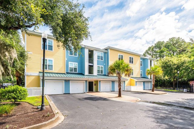 2200 Belle Isle Avenue 303, Mount Pleasant, SC 29464