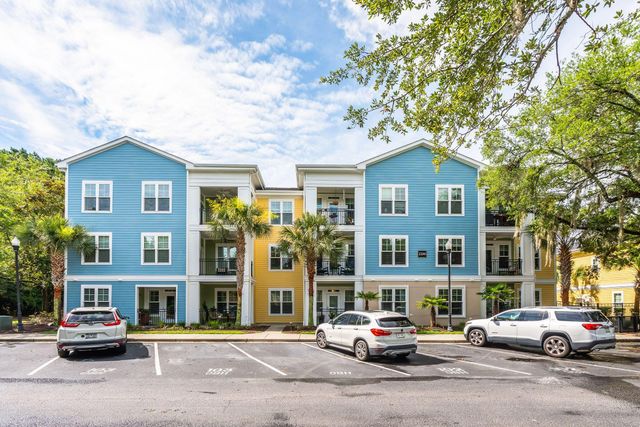 2200 Belle Isle Avenue 303, Mount Pleasant, SC 29464