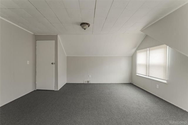 31756 Palmer Road, Westland, MI 48186