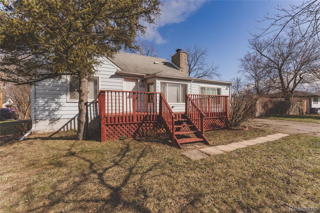 31756 Palmer Road, Westland, MI 48186