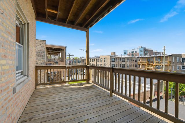 2720 N Sawyer Avenue 3, Chicago, IL 60647