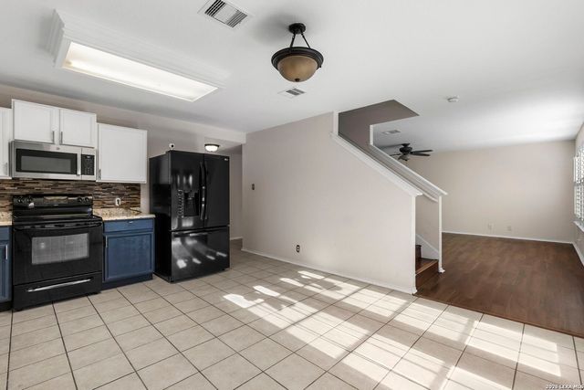 7611 Cedar Farm, San Antonio, TX 78239