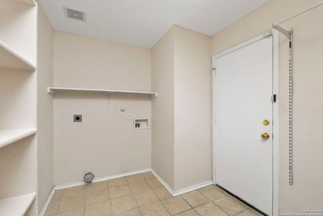 7611 Cedar Farm, San Antonio, TX 78239