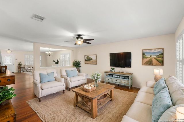 7611 Cedar Farm, San Antonio, TX 78239