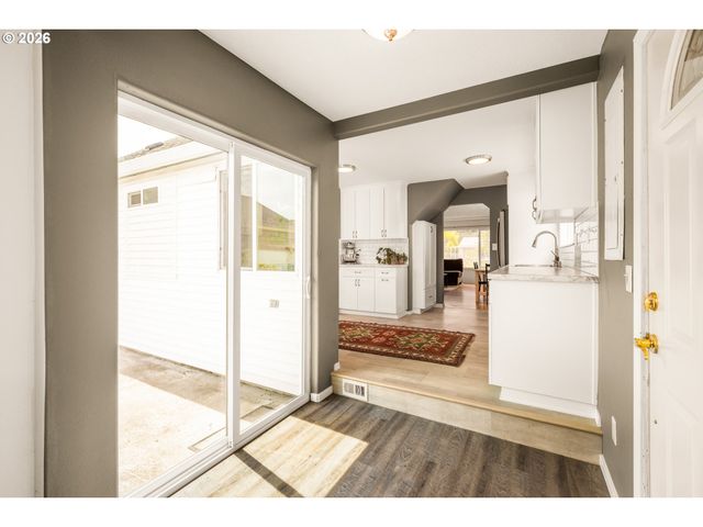 3734 Se 132ND Ave, Portland, OR 97236