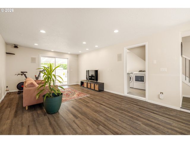 3734 Se 132ND Ave, Portland, OR 97236