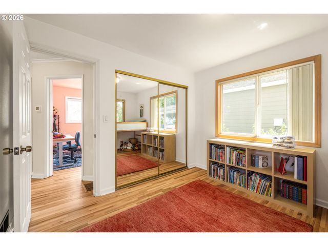 3734 Se 132ND Ave, Portland, OR 97236