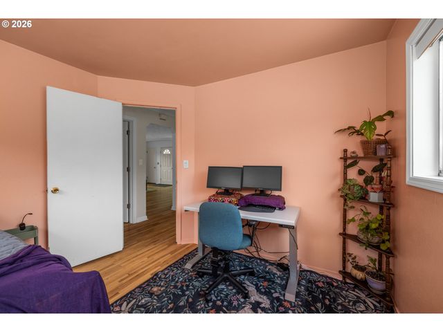 3734 Se 132ND Ave, Portland, OR 97236