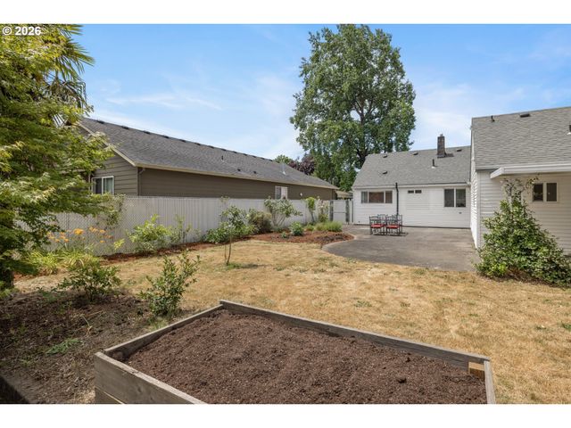 3734 Se 132ND Ave, Portland, OR 97236