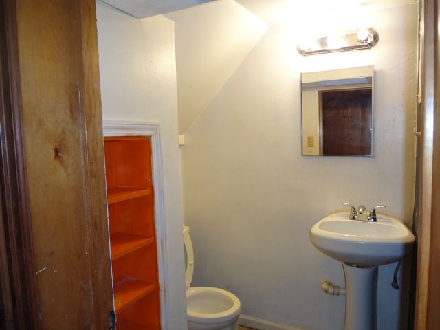 8141 S Talman Avenue, Chicago, IL 60652