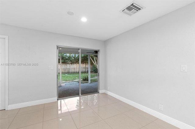 1472 NE 62nd St 1472, Fort Lauderdale, FL 33334