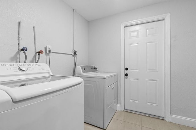 1472 NE 62nd St 1472, Fort Lauderdale, FL 33334