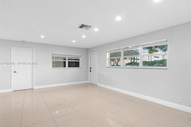 1472 NE 62nd St 1472, Fort Lauderdale, FL 33334