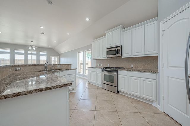 6015 Hewes Point Lane, Missouri City, TX 77459