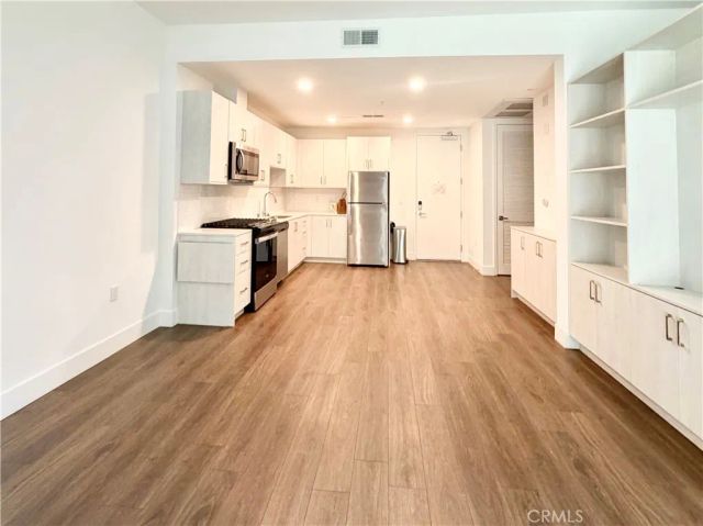 709 E Walnut Street 222, Pasadena, CA 91101