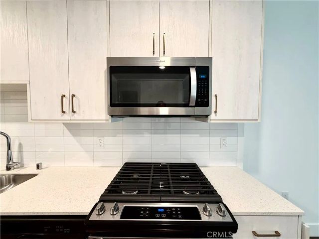 709 E Walnut Street 222, Pasadena, CA 91101