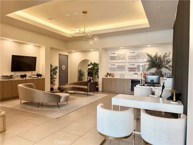 709 E Walnut Street 222, Pasadena, CA 91101