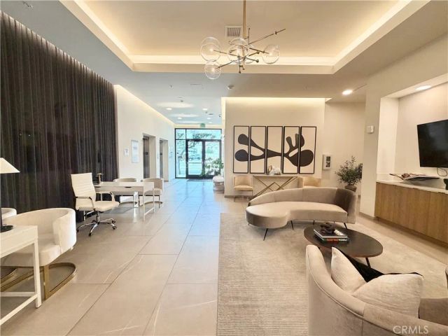 709 E Walnut Street 222, Pasadena, CA 91101