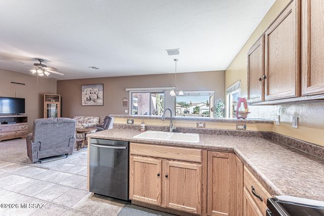 2273 S Via Espinosa, Green Valley, AZ 85614