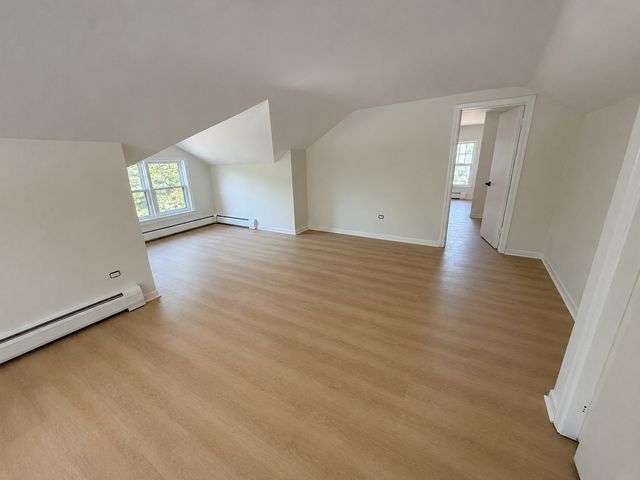 1660 2nd Street 4, Highland Park, IL 60035