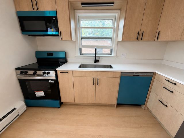 1660 2nd Street 4, Highland Park, IL 60035