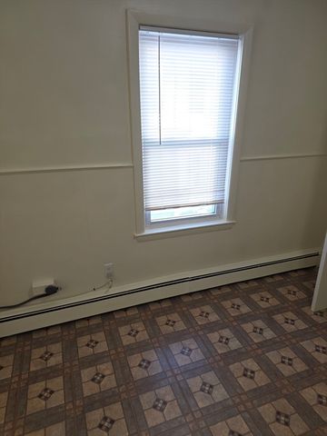 77 Albertina Street 1R, Quincy, MA 02169