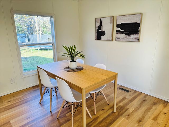 51 Spring Creek Circle, Grand Prairie, TX 75054