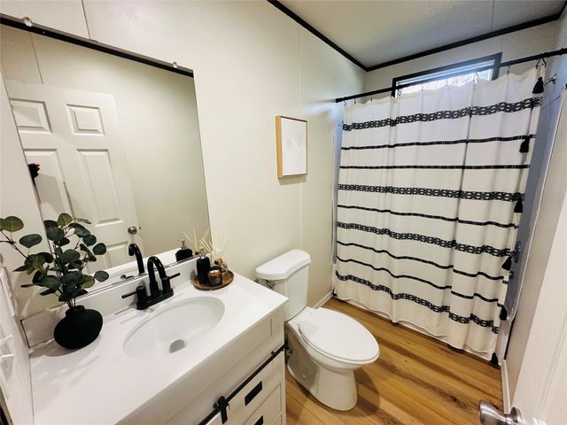 51 Spring Creek Circle, Grand Prairie, TX 75054