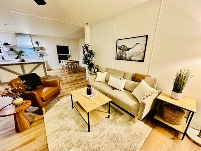 51 Spring Creek Circle, Grand Prairie, TX 75054