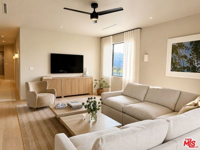 126 N Croft Avenue 302, Los Angeles, CA 90048