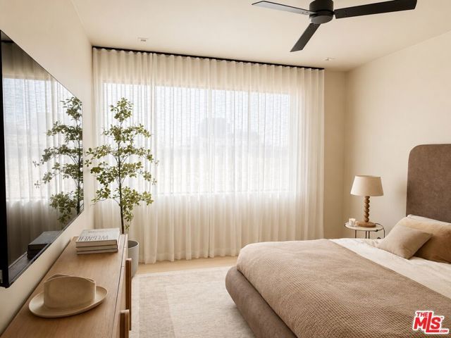 126 N Croft Avenue 302, Los Angeles, CA 90048