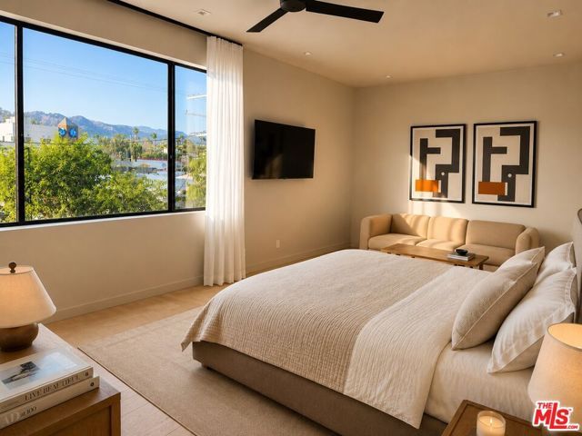 126 N Croft Avenue 302, Los Angeles, CA 90048