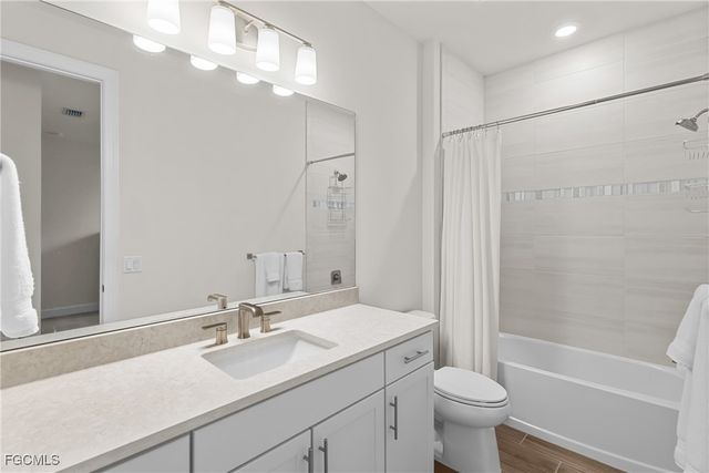 12531 Aqua Reserve CT, Fort Myers, FL 33913